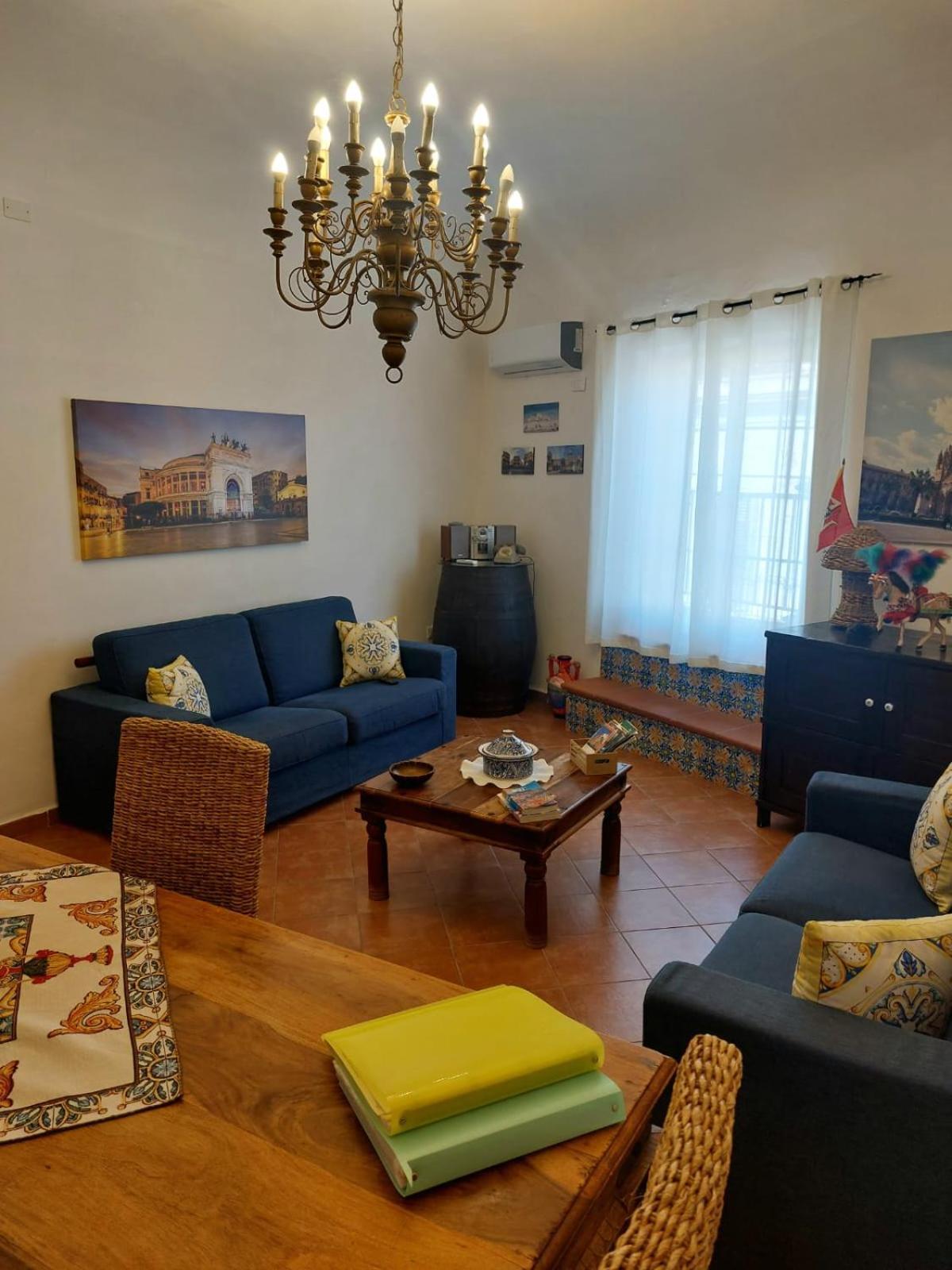 Casa Del Parlamento Apartment Palermo Exterior photo