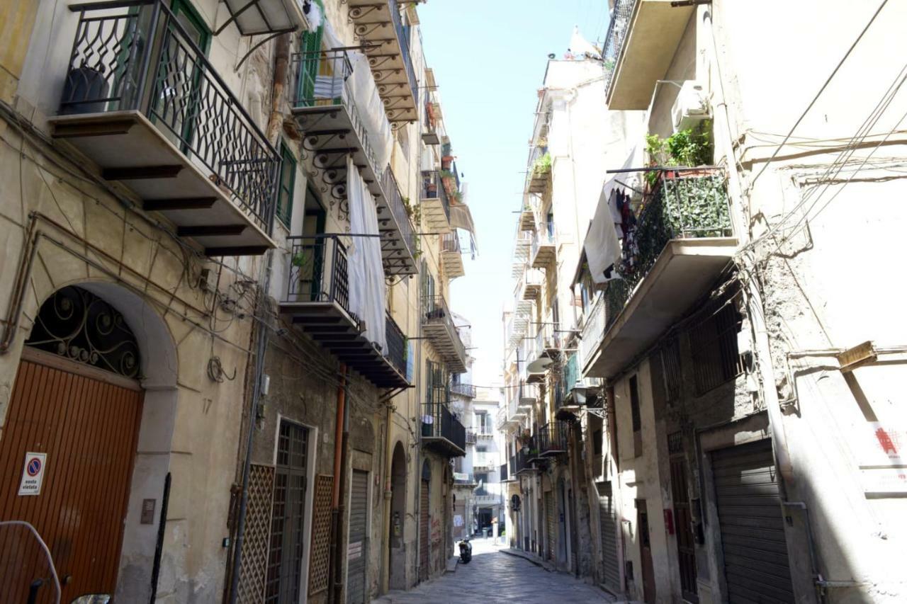 Casa Del Parlamento Apartment Palermo Exterior photo
